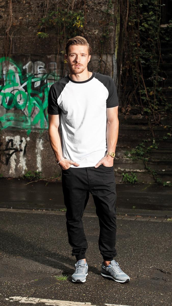Raglan contrast tee