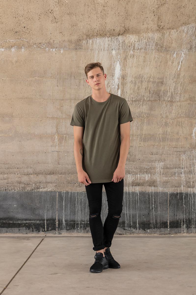 Shaped long tee