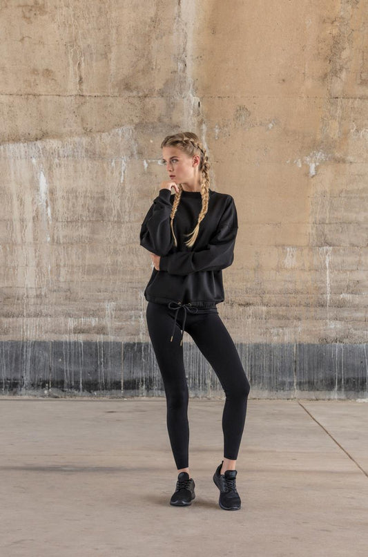 Women's oversize crew neck
