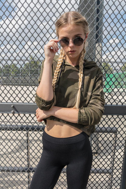 Women's camo cropped hoodie