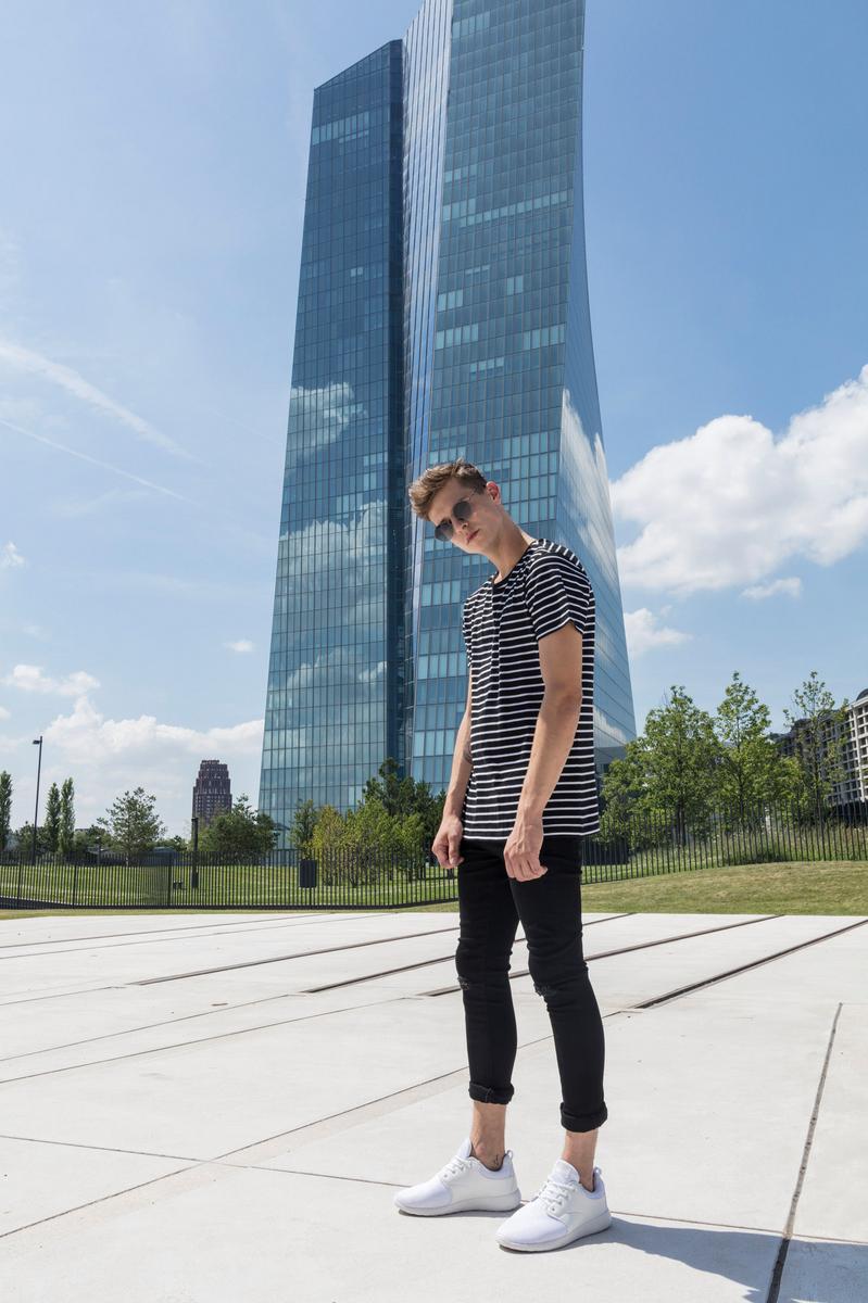 Stripe tee