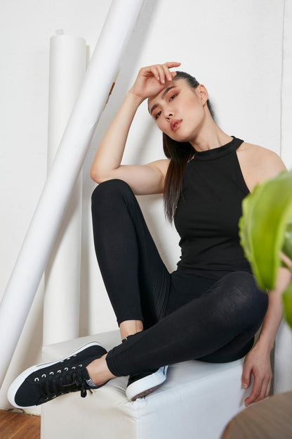 Womens turtleneck short top